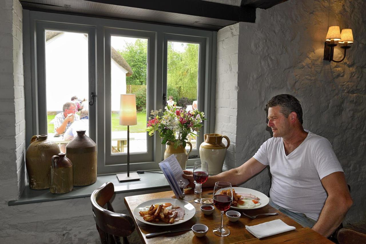 Eversfield Organic At The Ring Of Bells Inn North Bovey Exterior photo